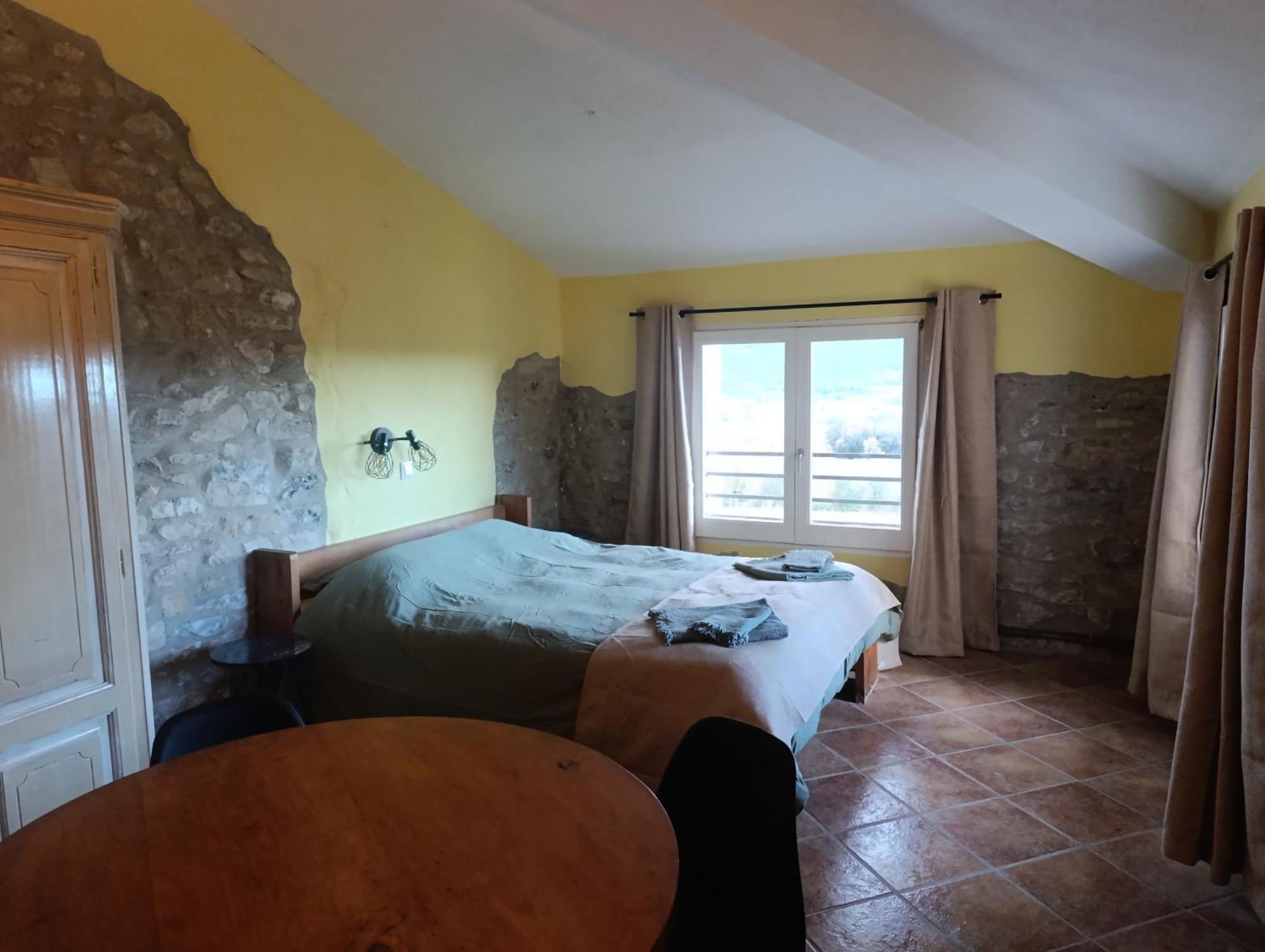 Mas Pitre Bed and Breakfast Besalú Buitenkant foto