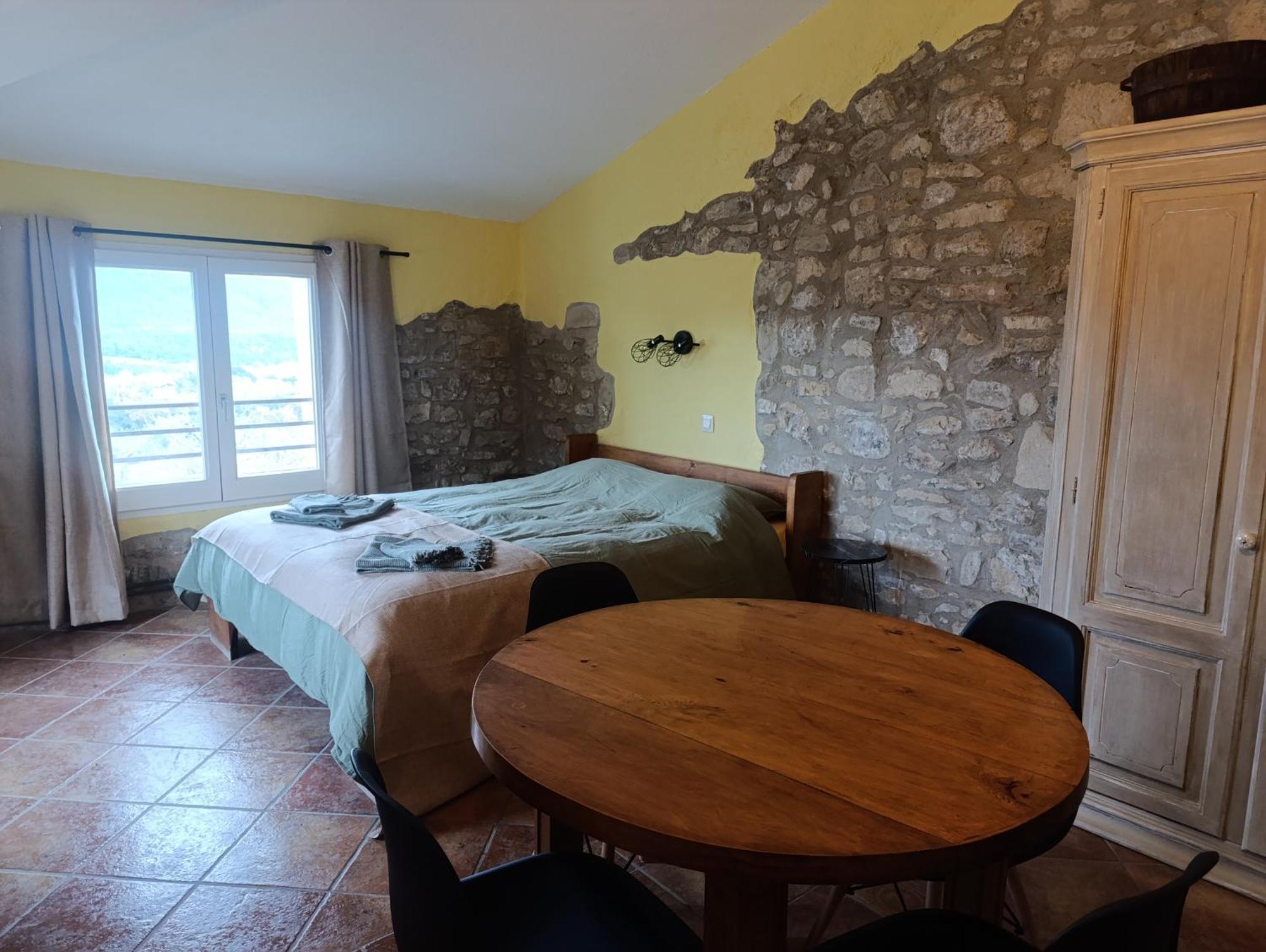 Mas Pitre Bed and Breakfast Besalú Buitenkant foto
