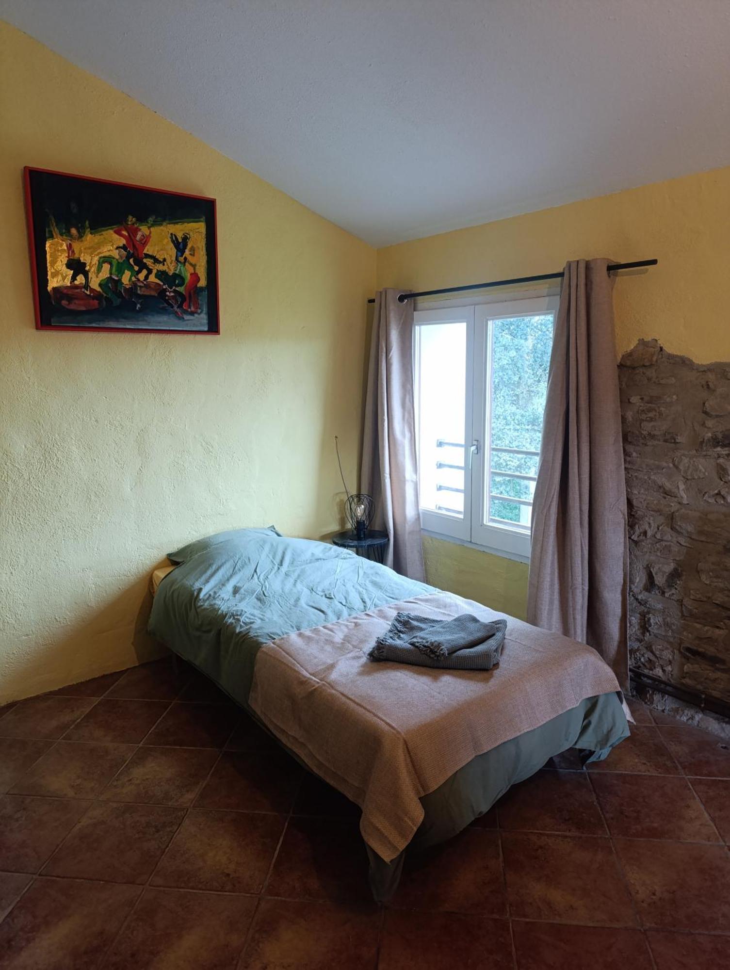 Mas Pitre Bed and Breakfast Besalú Buitenkant foto